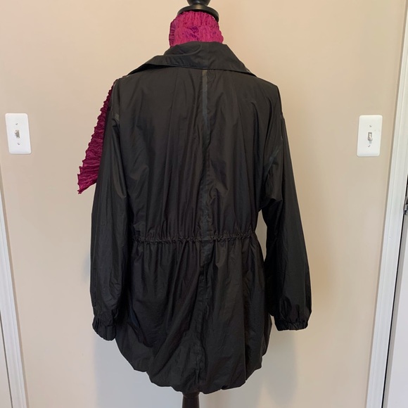 THEORY  light-weight rain jacket - Picture 2 of 5